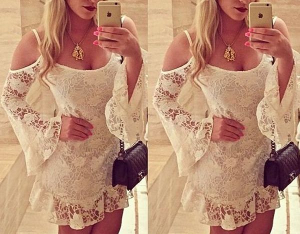 Vestido em Renda Shoulder